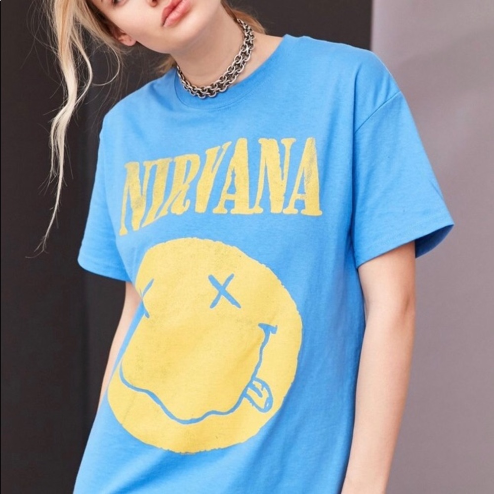 Blue and yellow nirvana smiley tee small - Picture 2 of 6